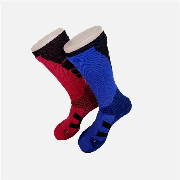 Visokokakovostne športne moške nogavice